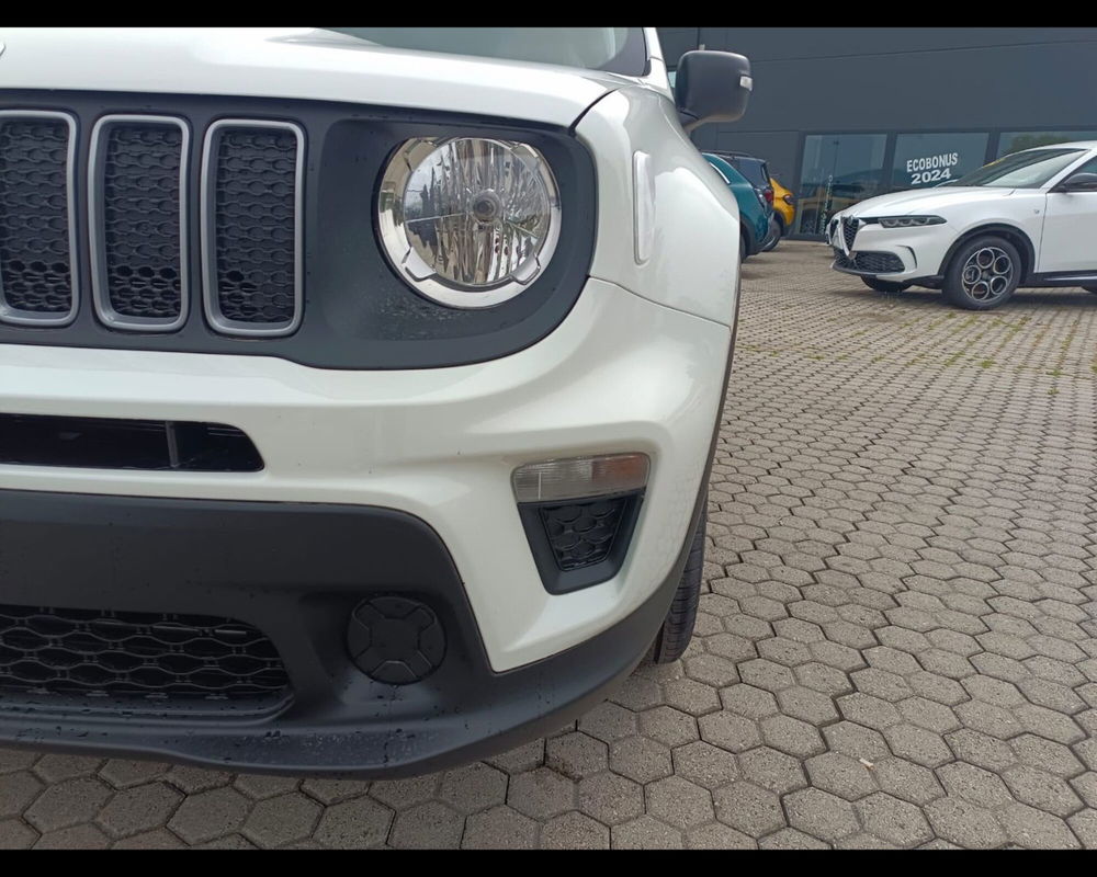 Jeep Renegade nuova a Lucca (9)