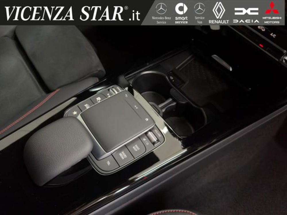 Mercedes-Benz CLA Shooting Brake usata a Vicenza (20)