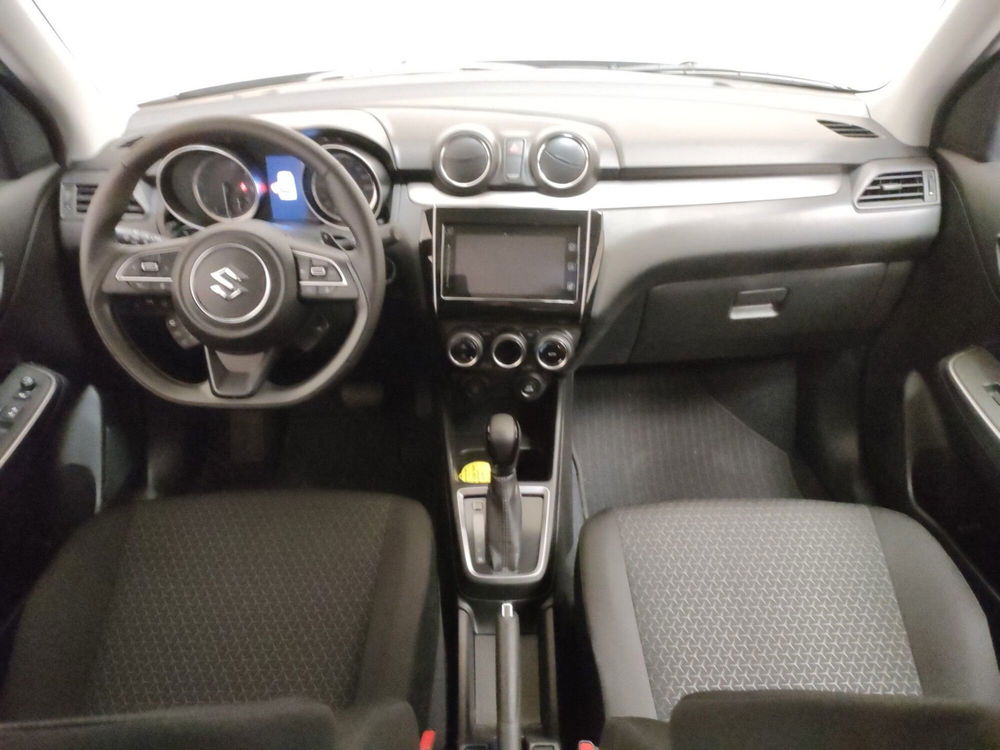 Suzuki Swift nuova a Teramo (16)