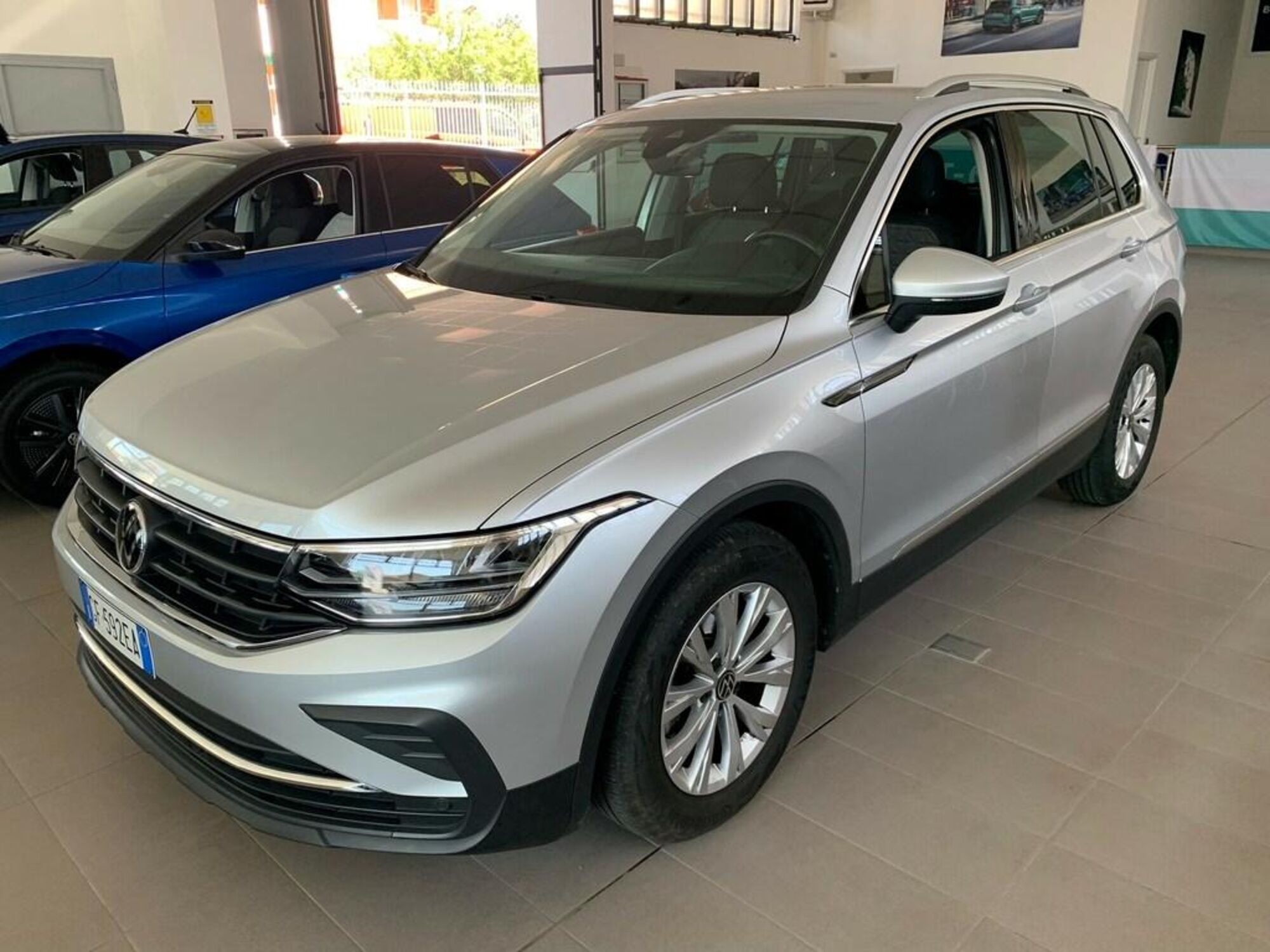 Volkswagen Tiguan 1.5 TSI ACT Life del 2021 usata a Lainate