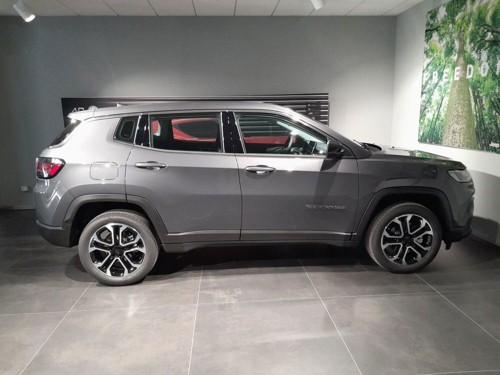 Jeep Compass nuova a Ancona (6)