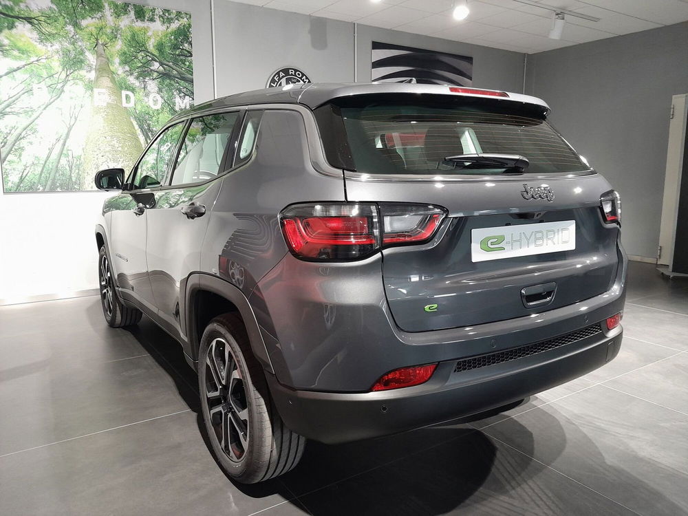 Jeep Compass nuova a Ancona (9)