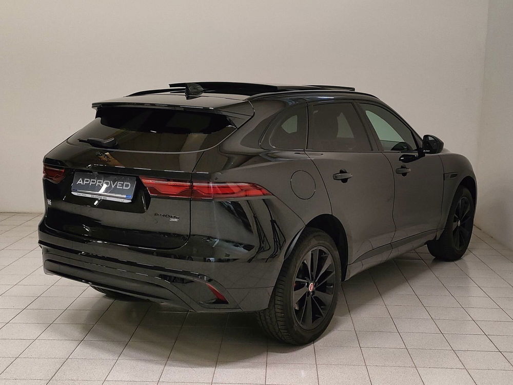 Jaguar F-Pace usata a Novara (2)