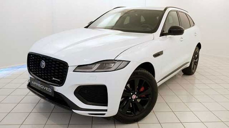 Jaguar F-Pace 2.0 250 CV AWD aut. R-Dynamic Black  del 2022 usata a Castel d&#039;Ario