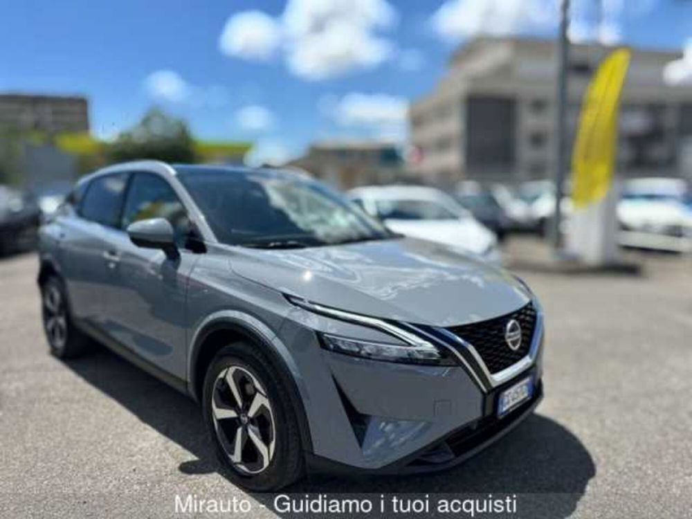 Nissan Qashqai usata a Roma