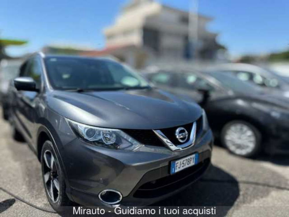 Nissan Qashqai usata a Roma