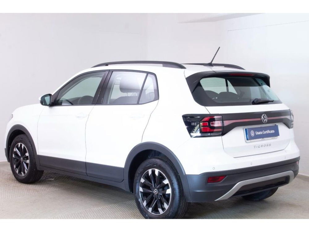 Volkswagen T-Cross usata a Novara (4)