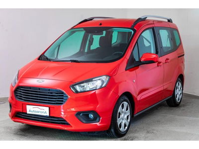 Ford Tourneo Courier 1.5 TDCI 75 CV Sport  del 2019 usata a Paruzzaro