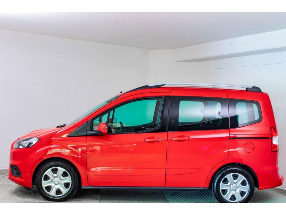 Ford Tourneo Courier usata a Novara (4)