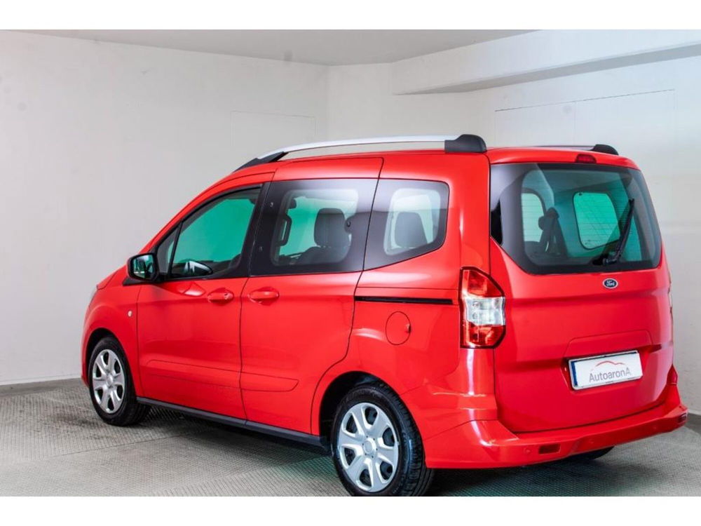 Ford Tourneo Courier usata a Novara (7)