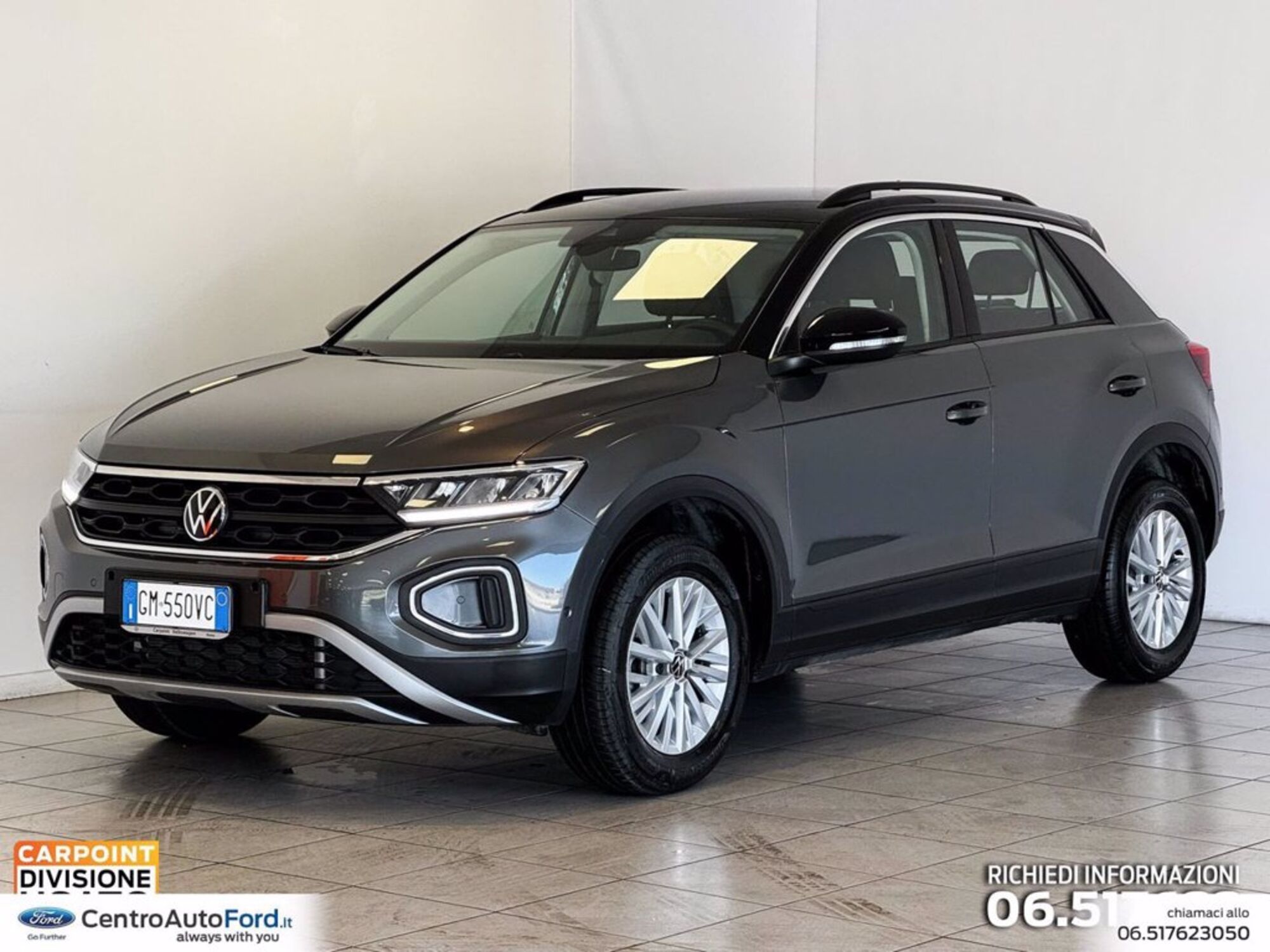 Volkswagen T-Roc 1.5 tsi Life del 2023 usata a Albano Laziale