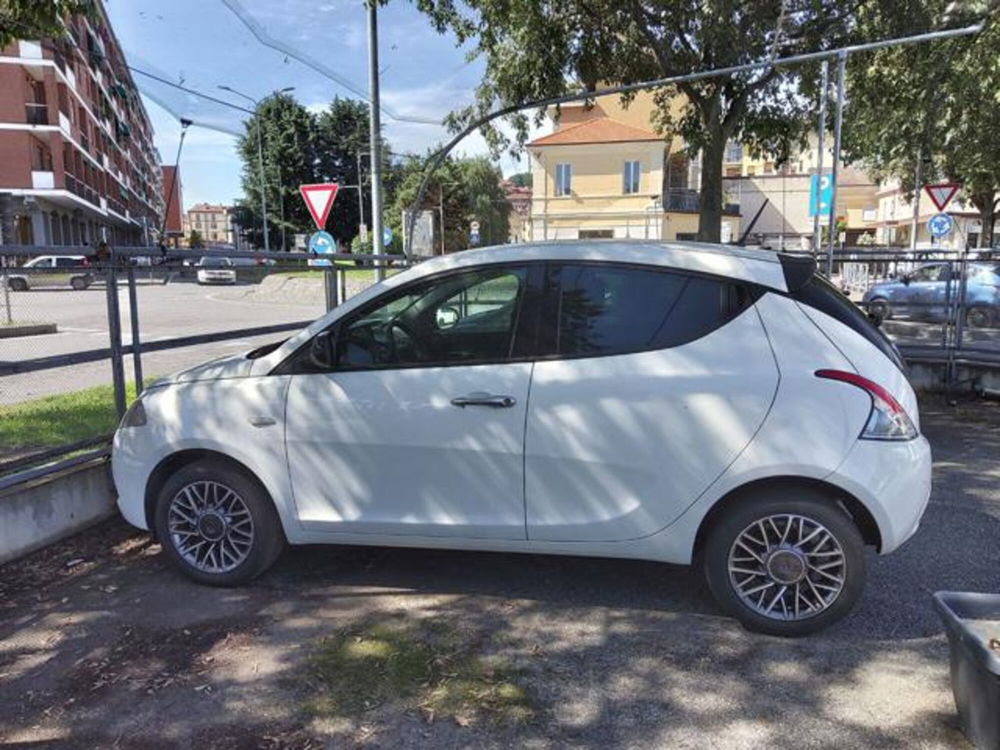 Lancia Ypsilon usata a Cuneo