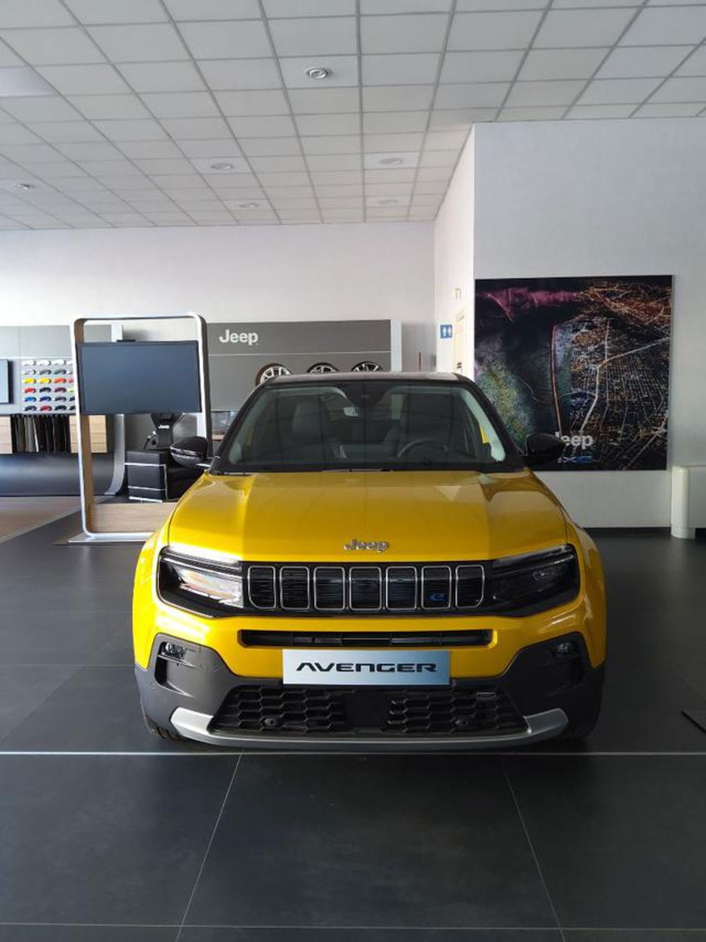 Jeep Avenger nuova a Cuneo (4)