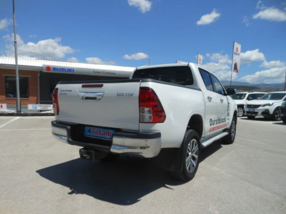 Toyota Hilux usata a L'Aquila (6)