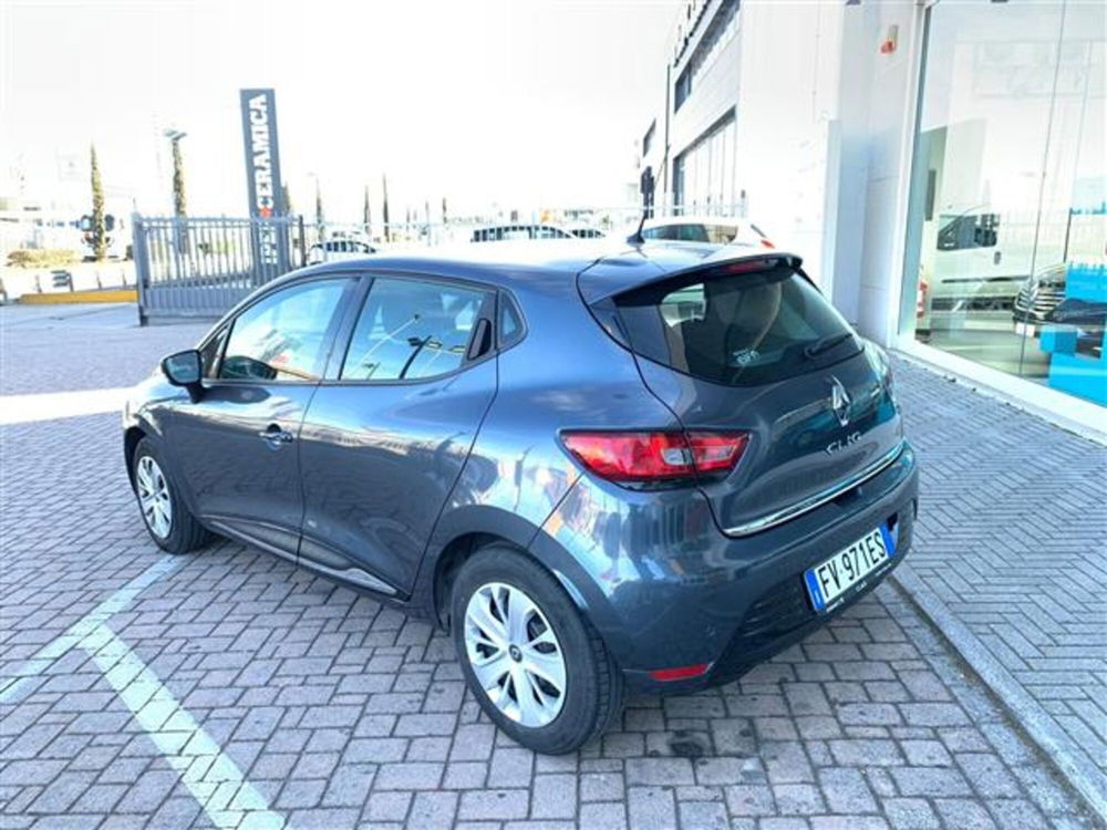 Renault Clio usata a Livorno (8)