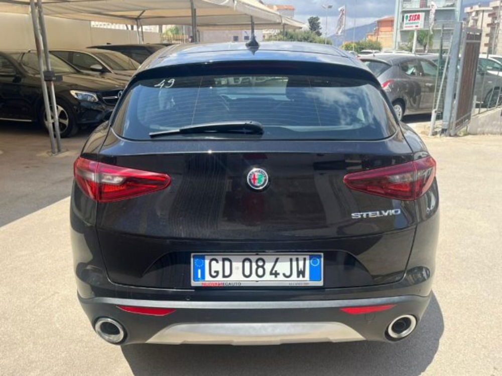 Alfa Romeo Stelvio usata a Trapani (10)