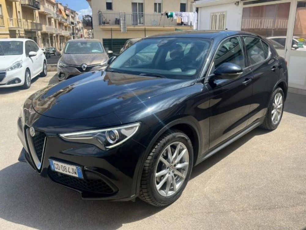 Alfa Romeo Stelvio usata a Trapani (5)