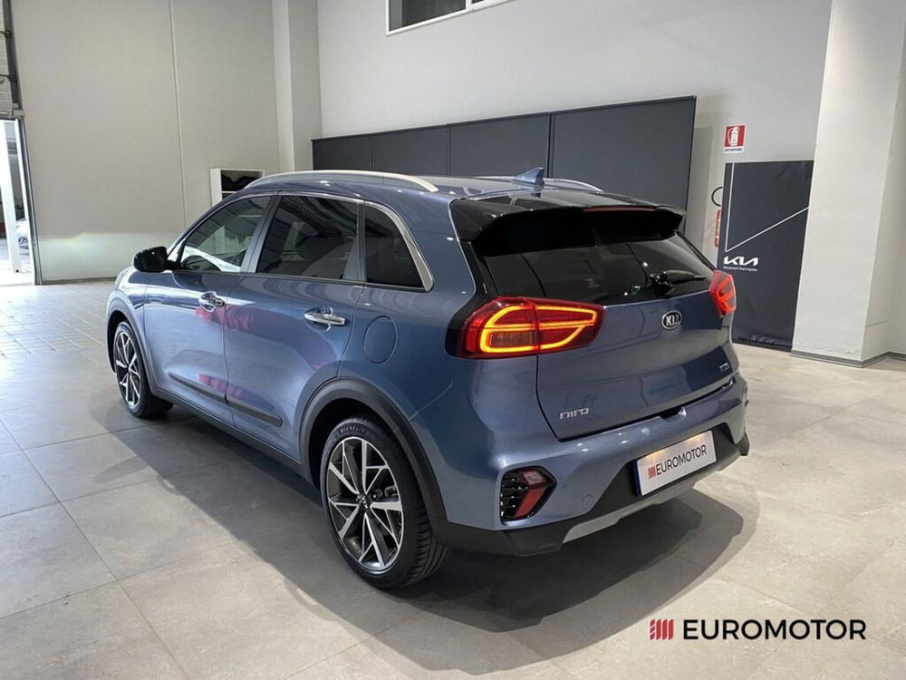 Kia Niro usata a Bari (11)