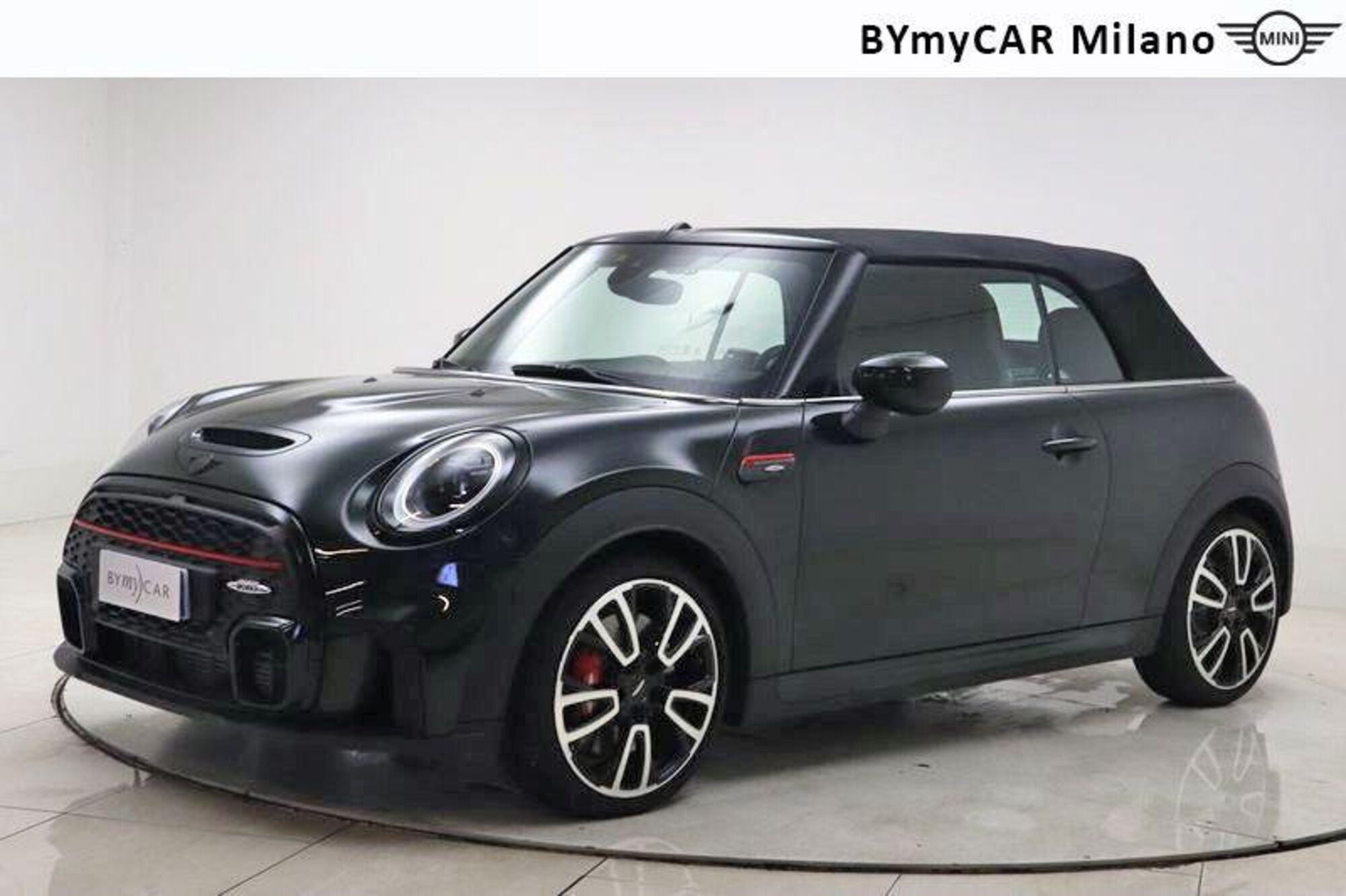 MINI Mini Cabrio Cabrio 2.0 JCW JCW auto del 2022 usata a Milano