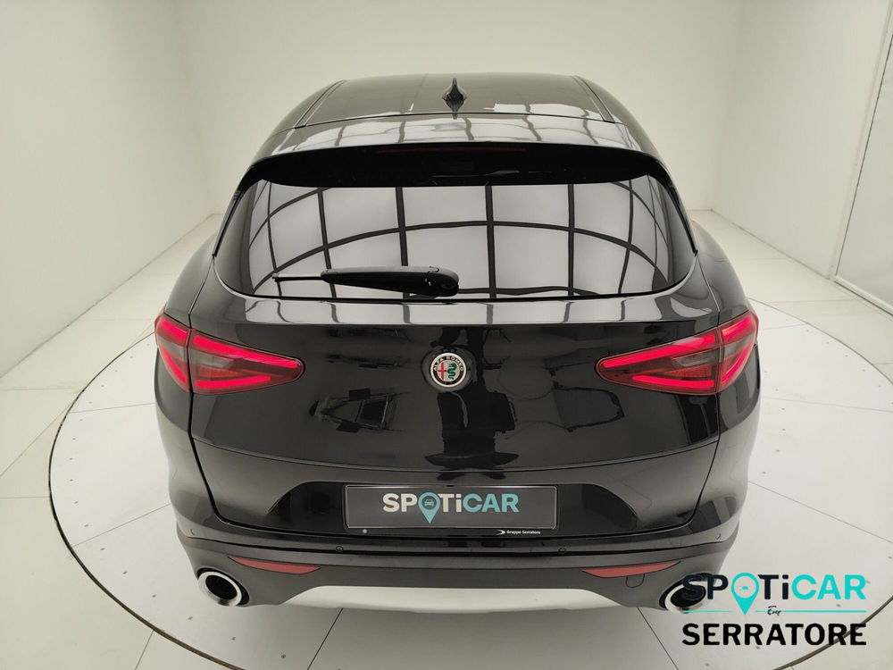 Alfa Romeo Stelvio usata a Como (6)