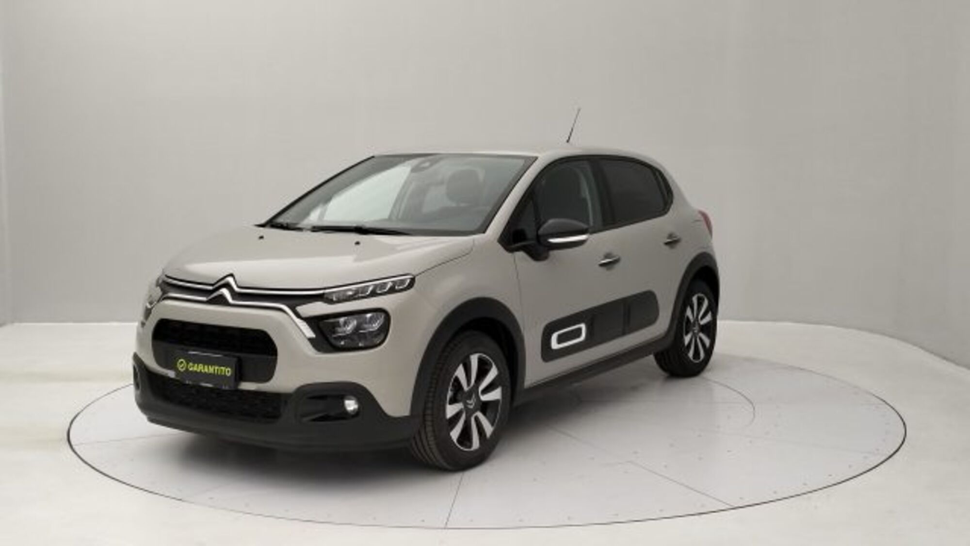 Citroen C3 1.2 puretech Max s&amp;s 83cv nuova a Torino