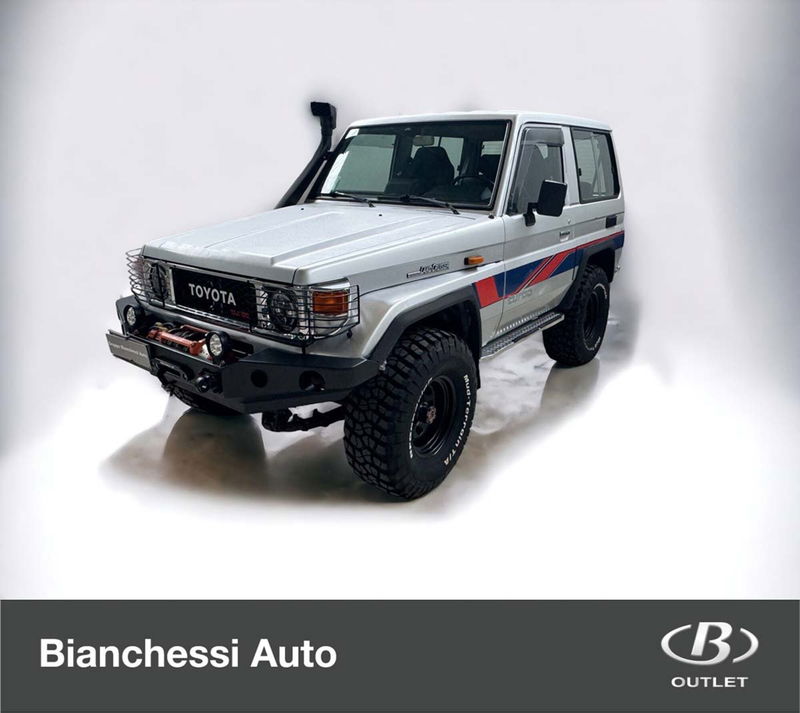 Toyota Land Cruiser Hard-top BJ71 LX del 1986 usata a Cremona