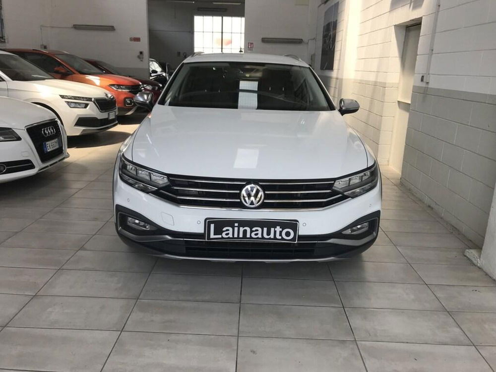 Volkswagen Passat Variant usata a Milano (2)