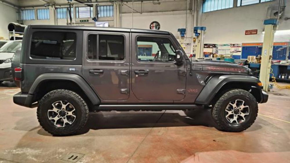 Jeep Wrangler Unlimited usata a Brescia (8)