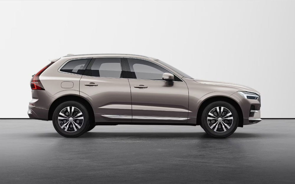 Volvo XC60 nuova a Milano (3)