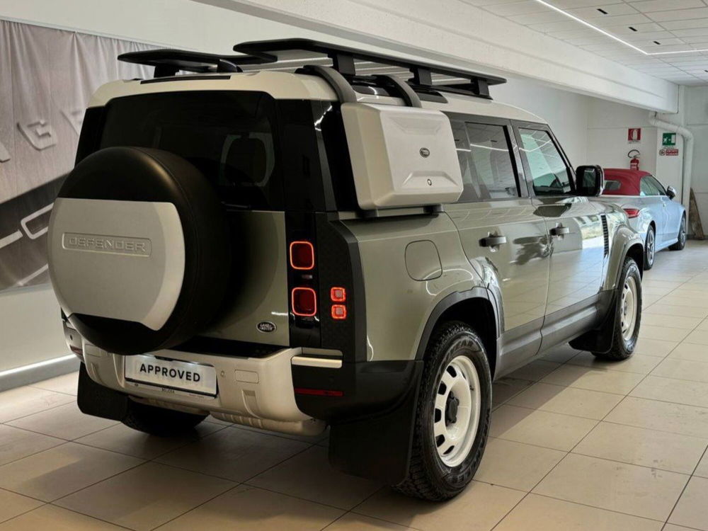 Land Rover Defender usata a Savona (2)