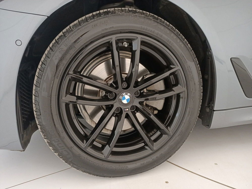 BMW Serie 5 Touring usata a Bari (13)