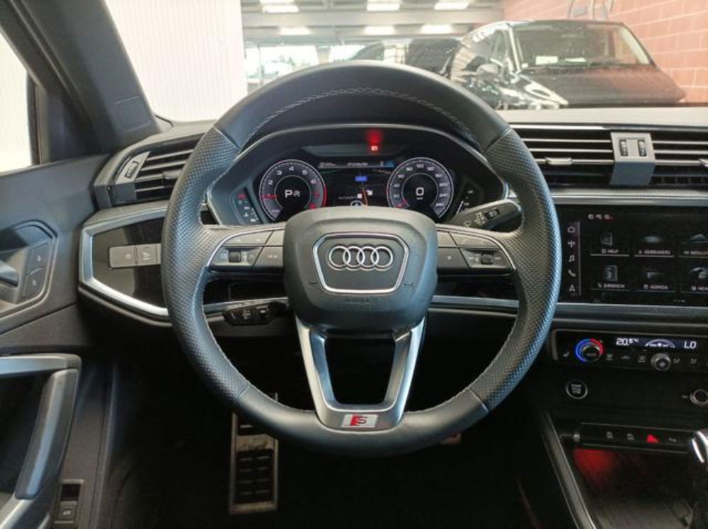 Audi Q3 Sportback usata a Milano (11)