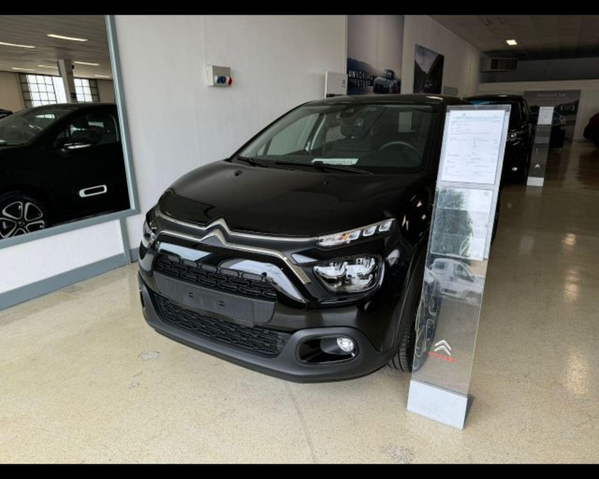 Citroen C3 1.2 puretech Plus s&amp;s 83cv neopatentati nuova a Alessandria