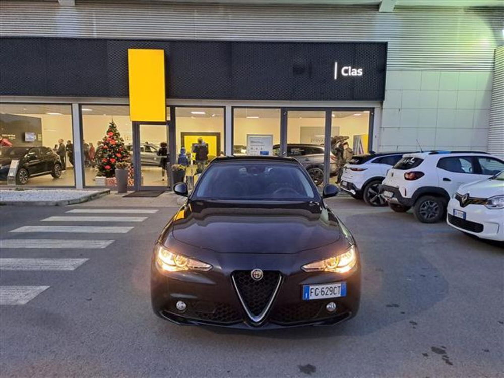 Alfa Romeo Giulia usata a Livorno (2)