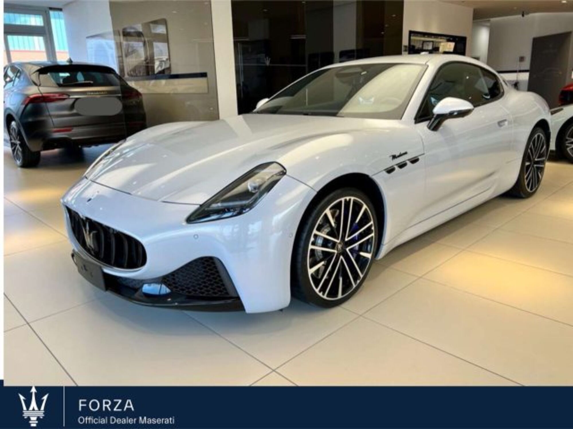 Maserati Granturismo 3.0 Modena awd auto del 2023 usata a Venaria Reale