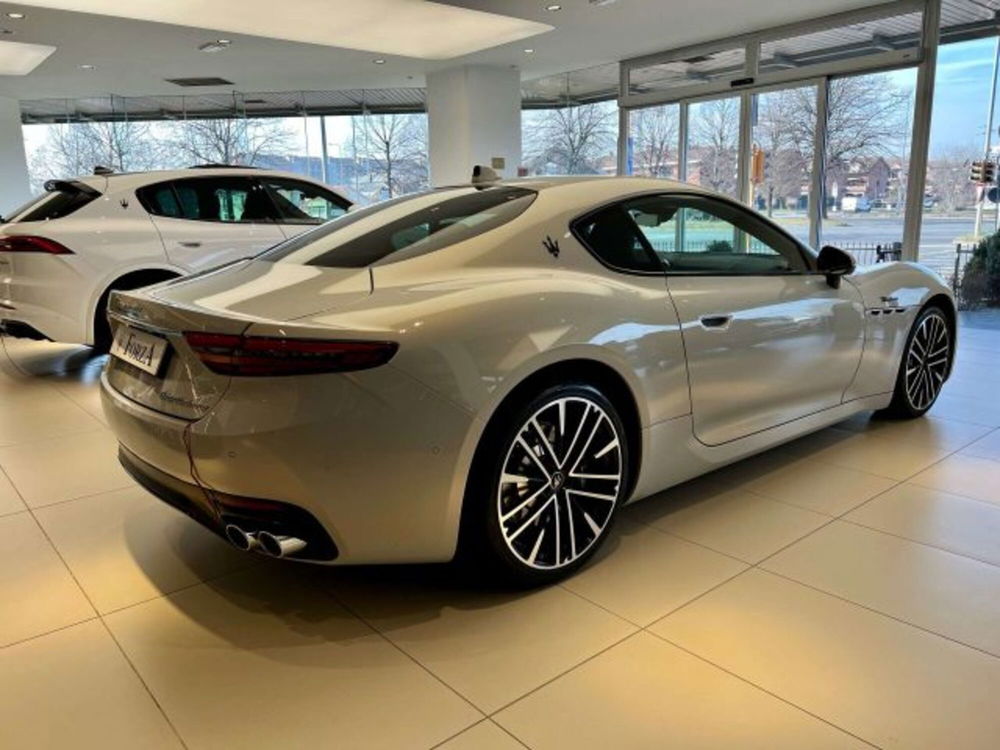 Maserati Granturismo usata a Torino (8)