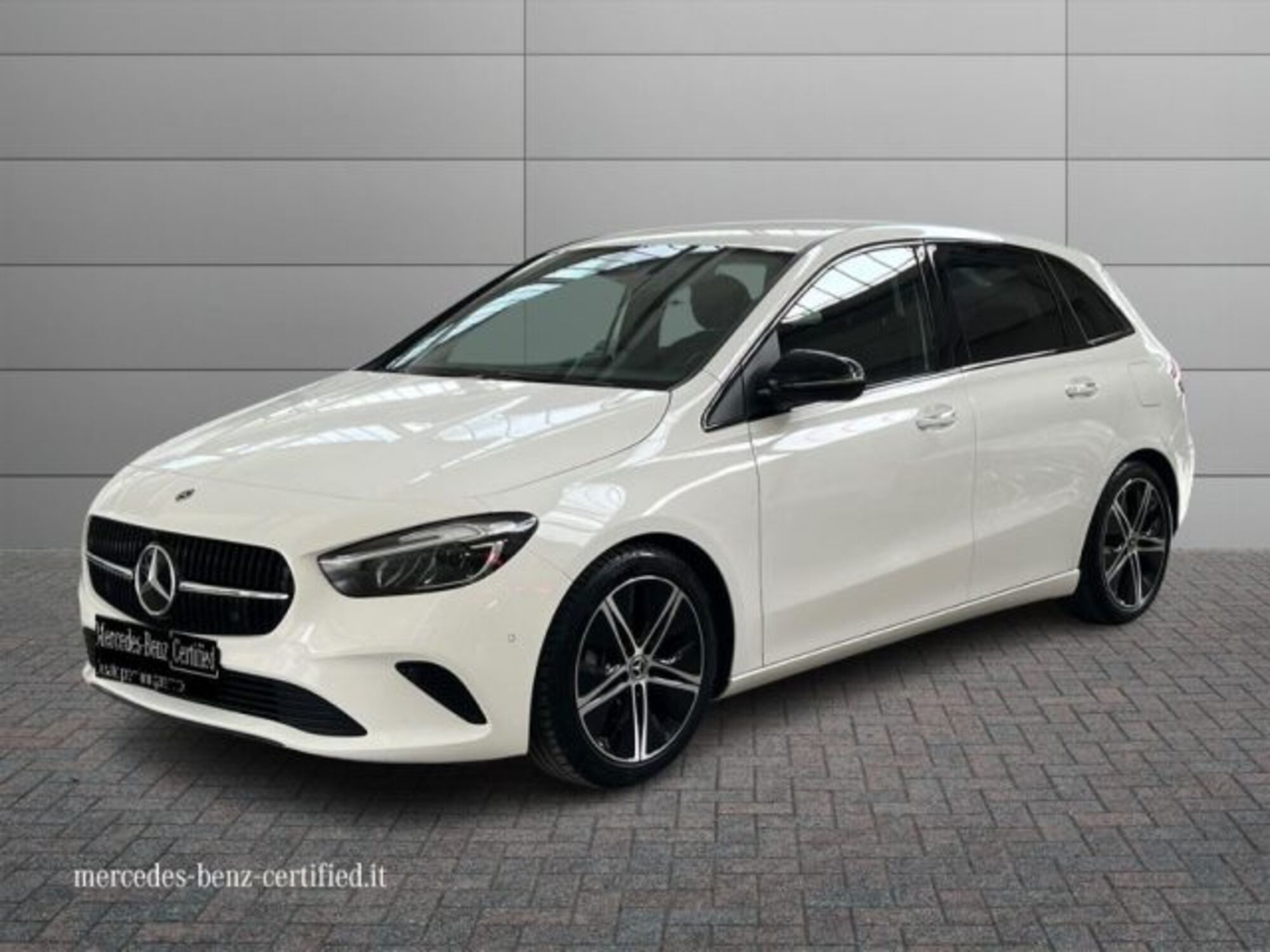 Mercedes-Benz Classe B 180 Progressive Advanced Plus auto del 2023 usata a Verona