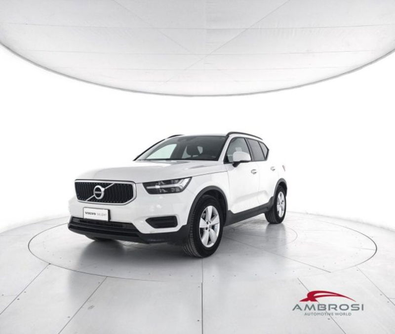 Volvo XC40 T3 Momentum Pro  del 2019 usata a Corciano