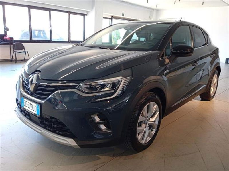 Renault Captur Plug-in Hybrid E-Tech 160 CV Intens  del 2021 usata a Empoli