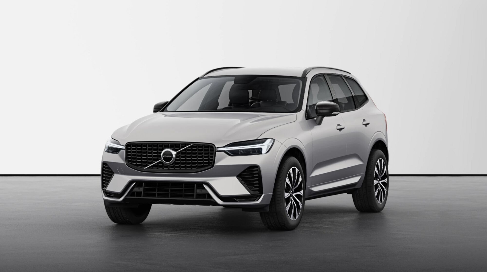 Volvo XC60 B4 (d) AWD automatico Plus Dark nuova a Como