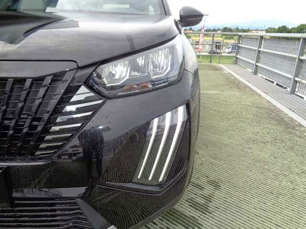 Peugeot 2008 nuova a Treviso (5)