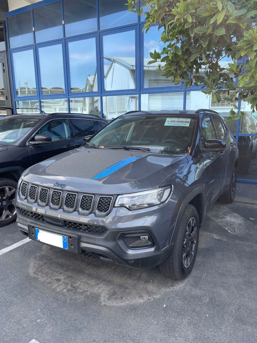 Jeep Compass nuova a Lucca