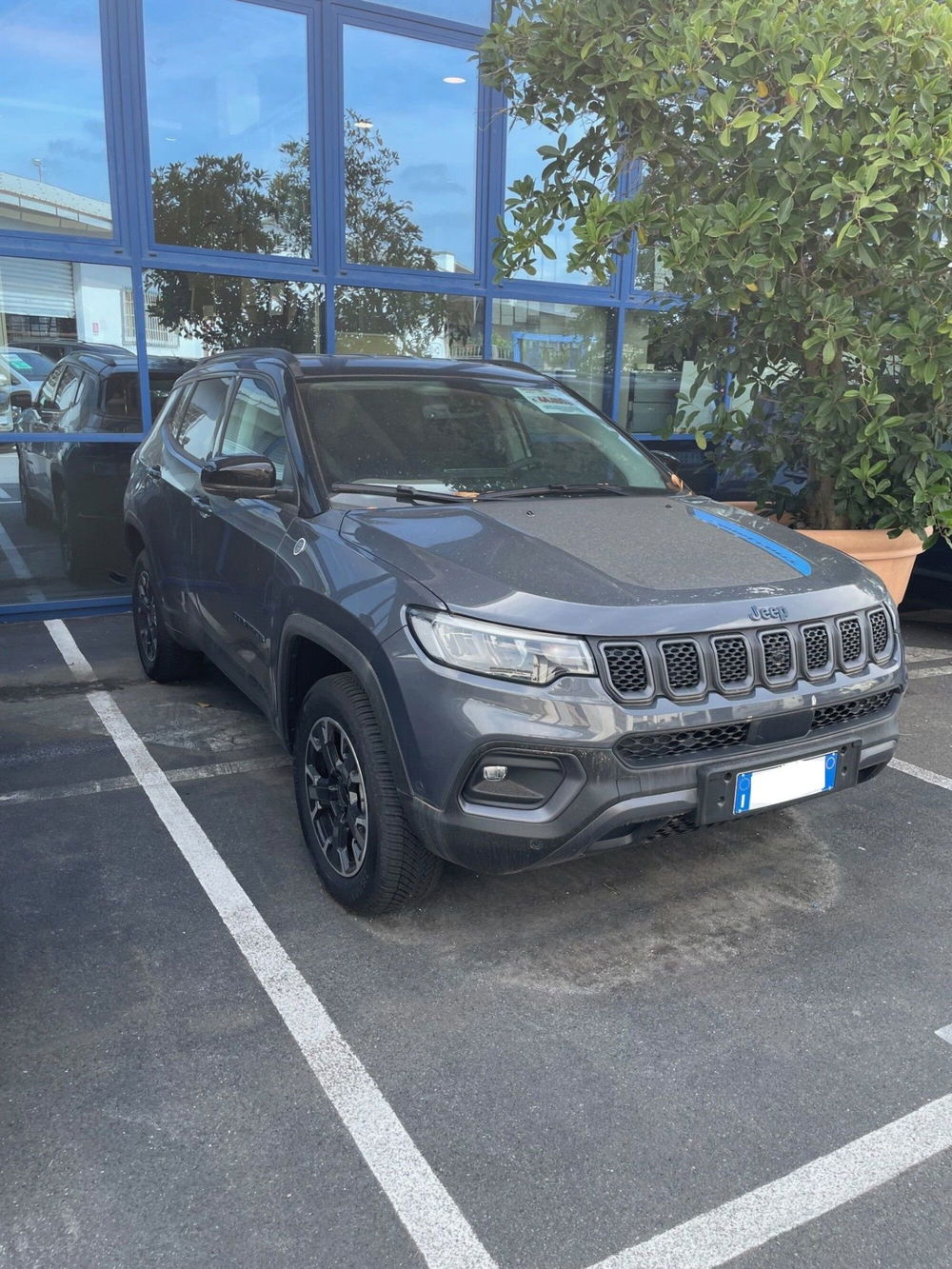 Jeep Compass nuova a Lucca (3)