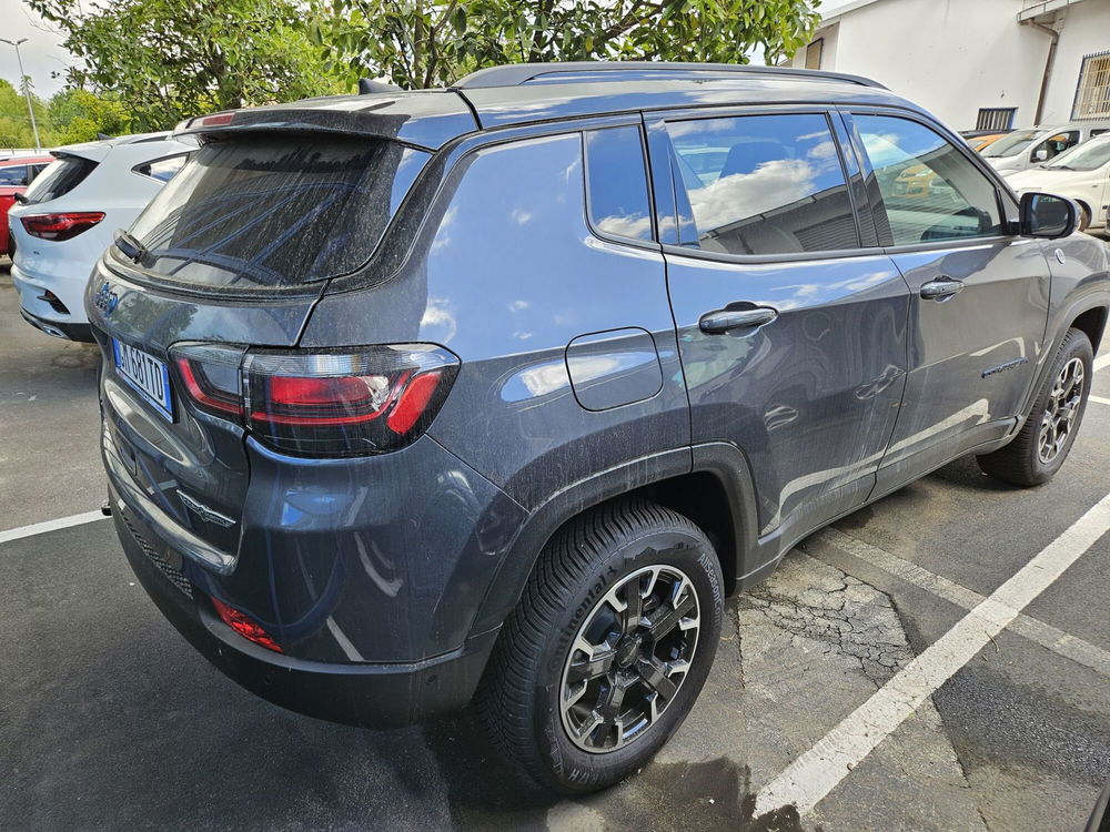 Jeep Compass nuova a Lucca (7)