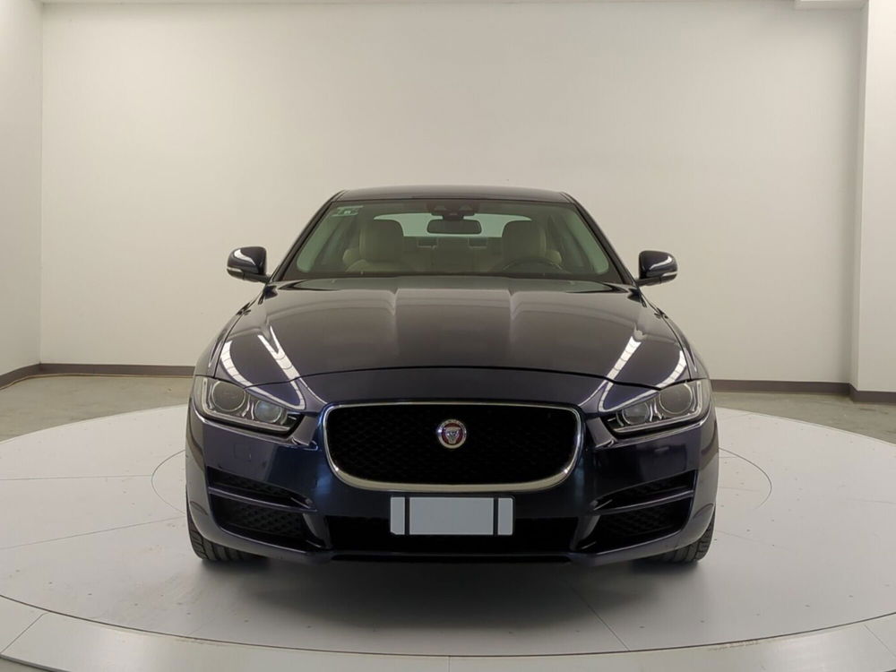 Jaguar XE usata a Avellino (2)