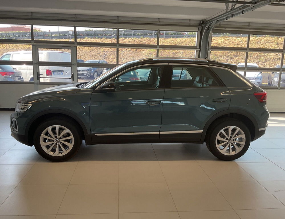 Volkswagen T-Roc nuova a Salerno (5)