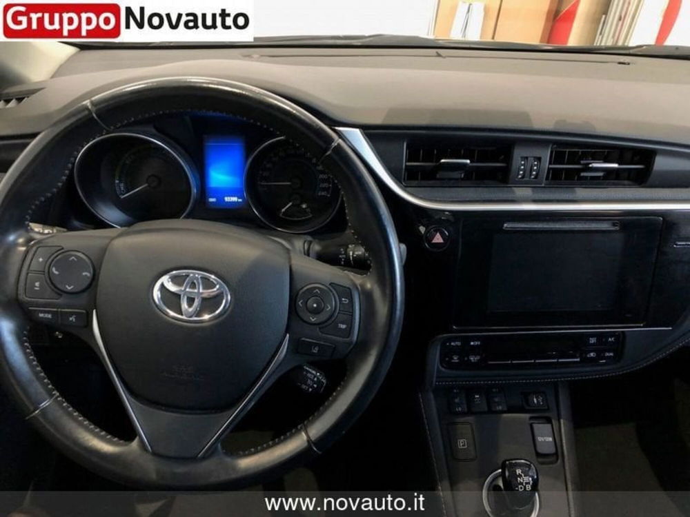 Toyota Auris usata a Varese (14)