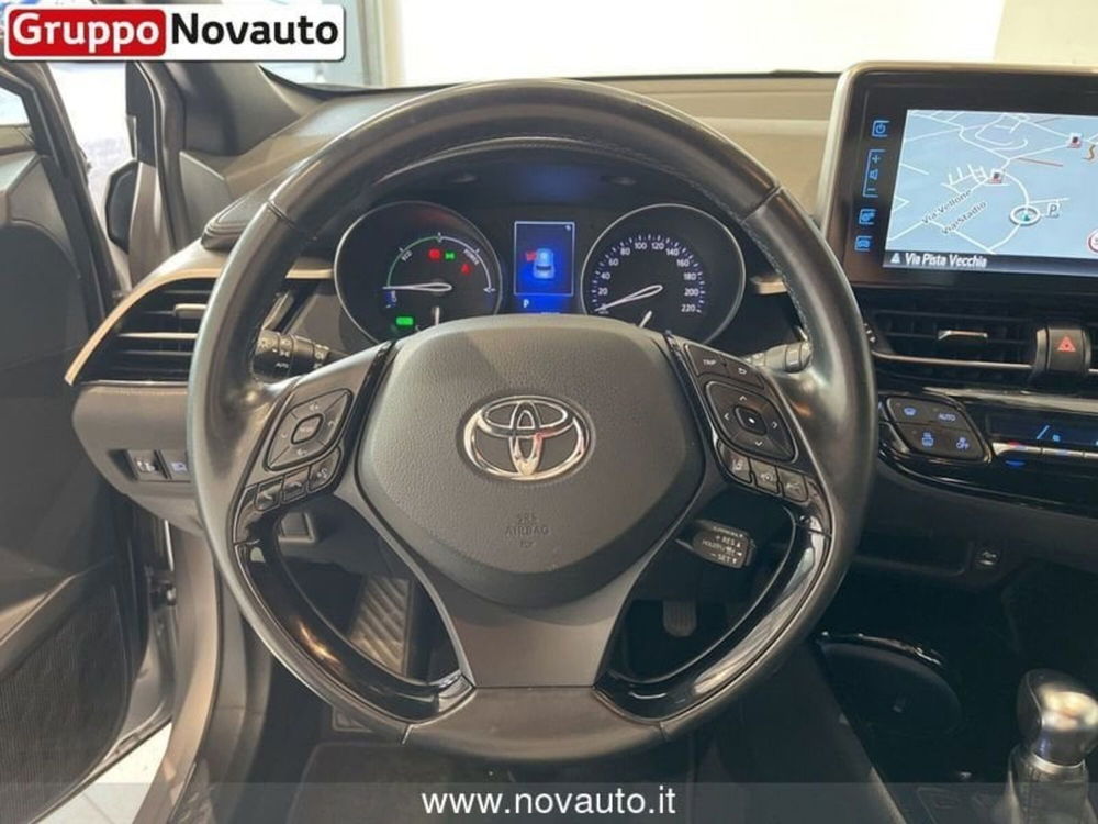 Toyota Toyota C-HR usata a Varese (11)