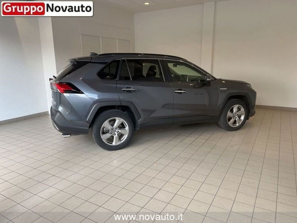 Toyota Rav4 usata a Varese (5)