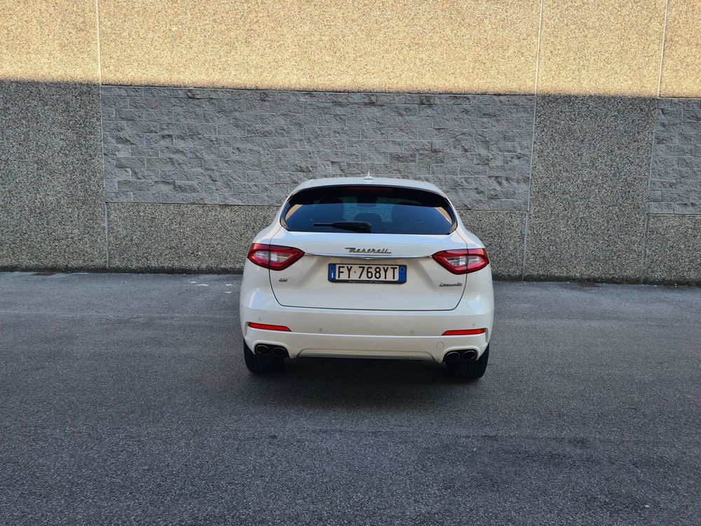 Maserati Levante usata a Bergamo (5)